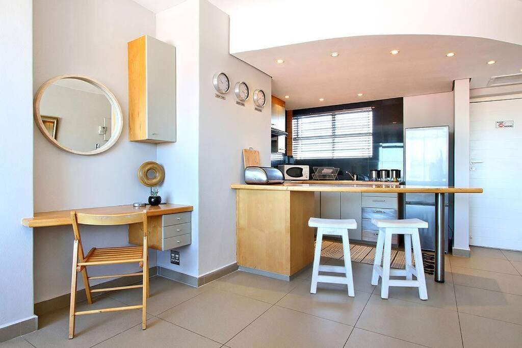 Morakani 503 In Point. *